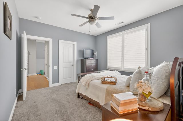 1244 Potter Ln, Gallatin, TN 37066