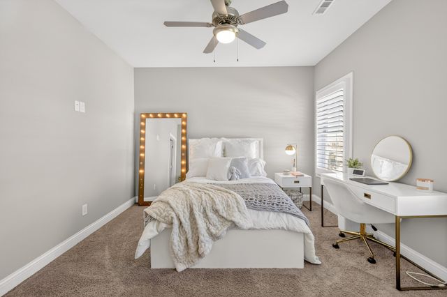 1244 Potter Ln, Gallatin, TN 37066