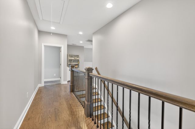 1244 Potter Ln, Gallatin, TN 37066