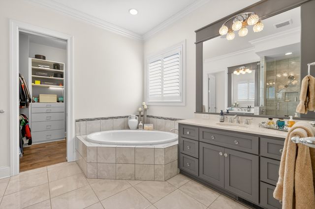 1244 Potter Ln, Gallatin, TN 37066