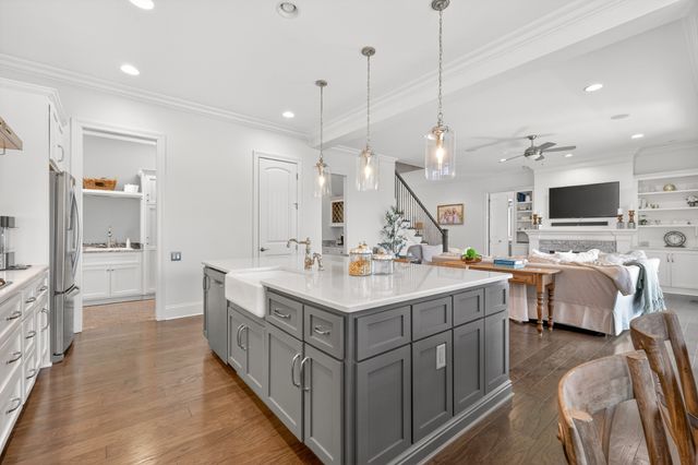 1244 Potter Ln, Gallatin, TN 37066