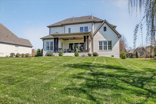 1244 Potter Ln, Gallatin, TN 37066