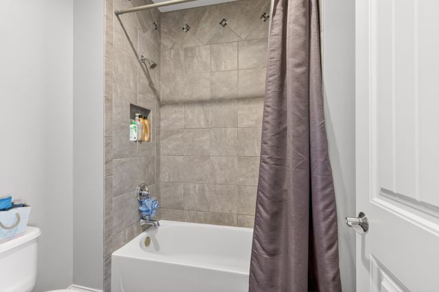 1244 Potter Ln, Gallatin, TN 37066