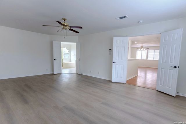 5135 Stormy Hls, San Antonio, TX 78247