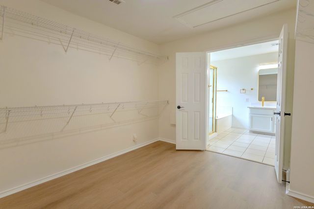 5135 Stormy Hls, San Antonio, TX 78247