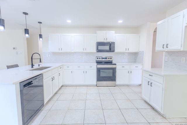 5135 Stormy Hls, San Antonio, TX 78247