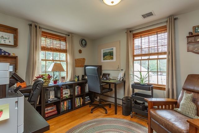 1 Ocean Dr, Mattapoisett, MA 02739