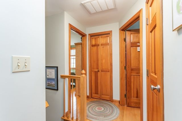 1 Ocean Dr, Mattapoisett, MA 02739