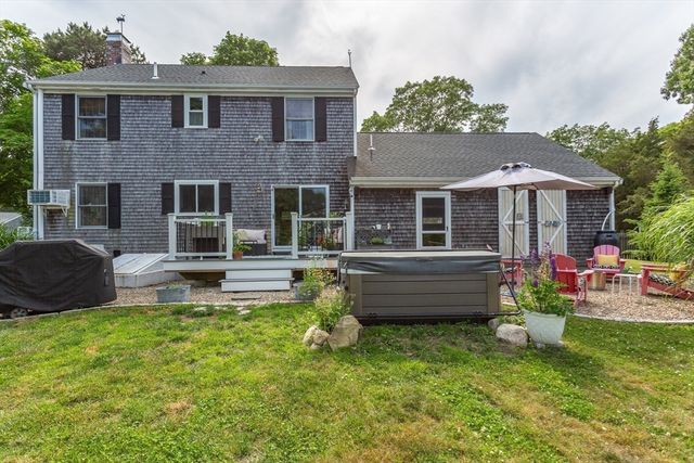 1 Ocean Dr, Mattapoisett, MA 02739