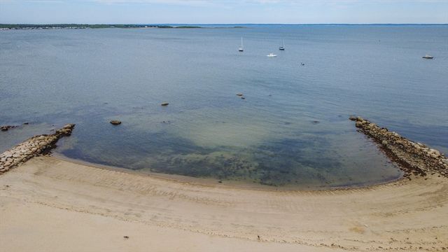 1 Ocean Dr, Mattapoisett, MA 02739
