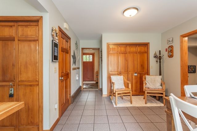 1 Ocean Dr, Mattapoisett, MA 02739