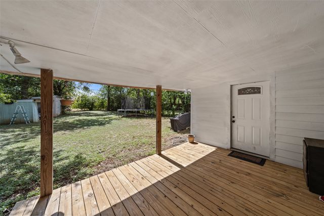 121 Austin Street, Mcgregor, TX 76657
