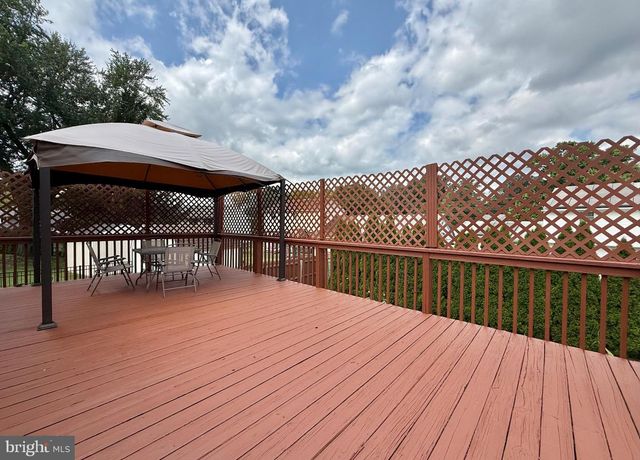 24 HOMESTEAD RD, Stratford, NJ 08084