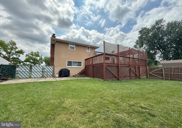 24 HOMESTEAD RD, Stratford, NJ 08084