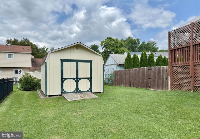 24 HOMESTEAD RD, Stratford, NJ 08084