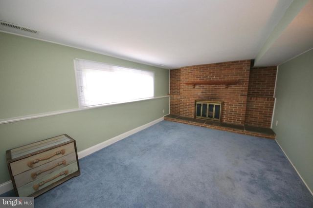 24 HOMESTEAD RD, Stratford, NJ 08084