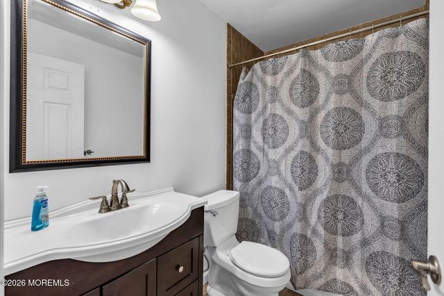 1062 Kilkormic Street, Toms River, NJ 08753