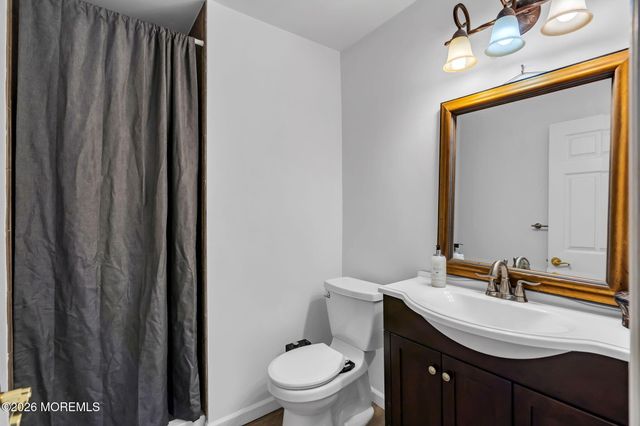 1062 Kilkormic Street, Toms River, NJ 08753