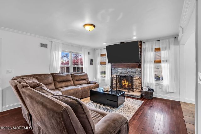 1062 Kilkormic Street, Toms River, NJ 08753