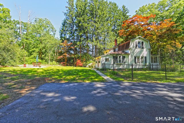 1008 Garden Road, Orange, CT 06477