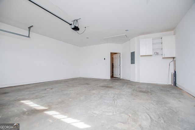 100 Foxgate Path, Carrollton, GA 30117