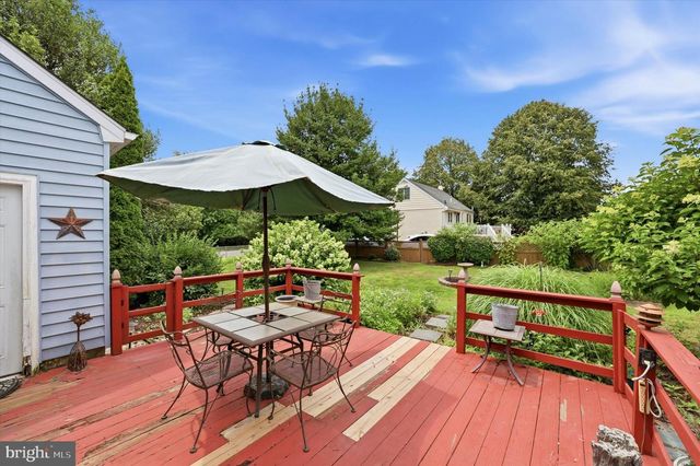24 HILLMAN AVE, Trenton, NJ 08638