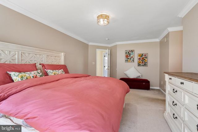 5025 DEER DR, Downingtown, PA 19335