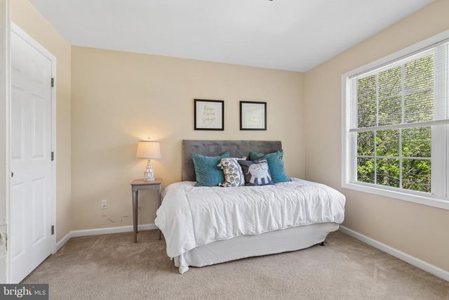 5025 DEER DR, Downingtown, PA 19335