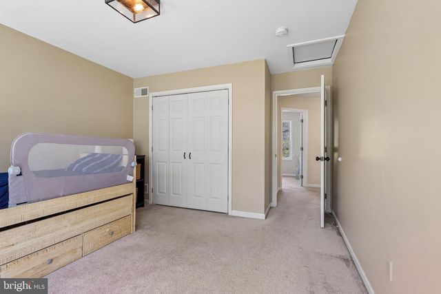 5025 DEER DR, Downingtown, PA 19335