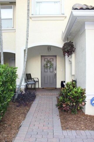 13394 Georgian Court, Wellington, FL 33414