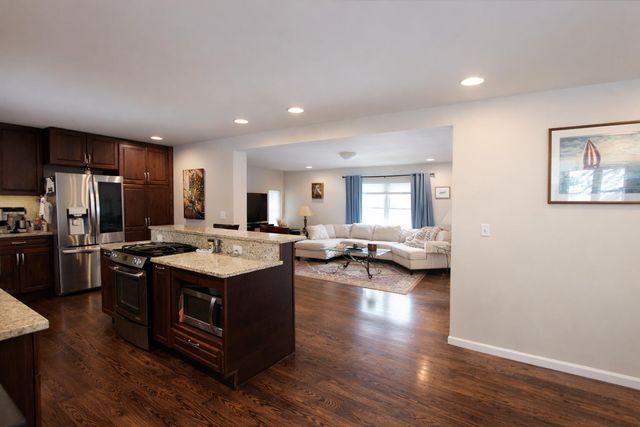 2688 N Goldring Road, La Porte, IN 46350