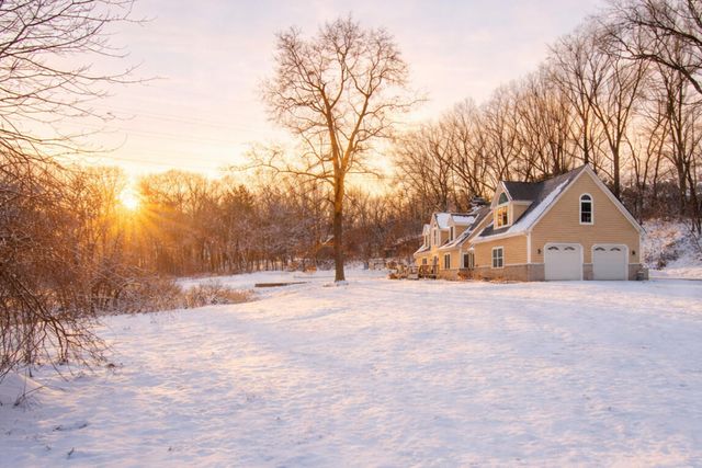 2688 N Goldring Road, La Porte, IN 46350