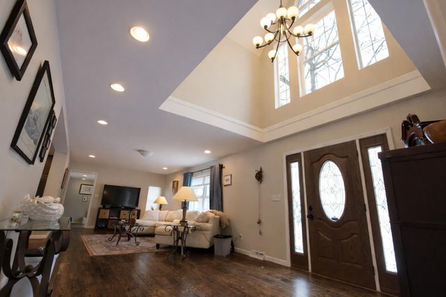 2688 N Goldring Road, La Porte, IN 46350