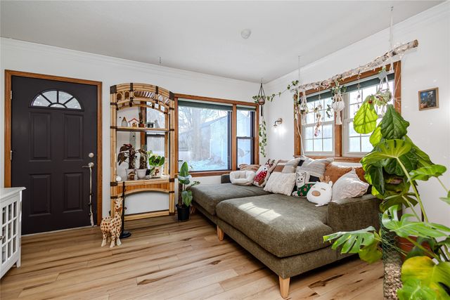 3213 45th Street, Des Moines, IA 50310