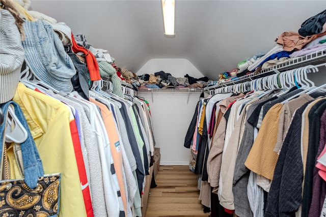 3213 45th Street, Des Moines, IA 50310