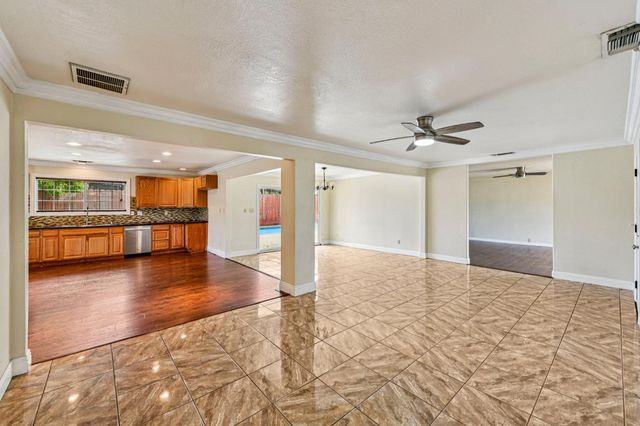 1089 1st St, Lincoln, CA 95648