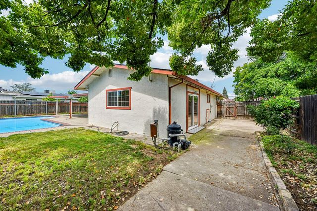 1089 1st St, Lincoln, CA 95648