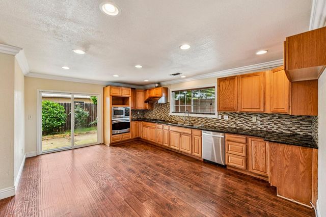 1089 1st St, Lincoln, CA 95648