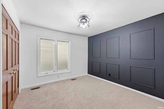 9020 Spring Forest Drive, Fort Wayne, IN 46804