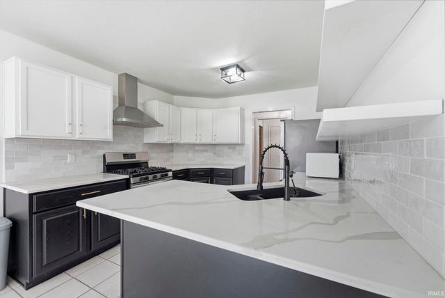 9020 Spring Forest Drive, Fort Wayne, IN 46804