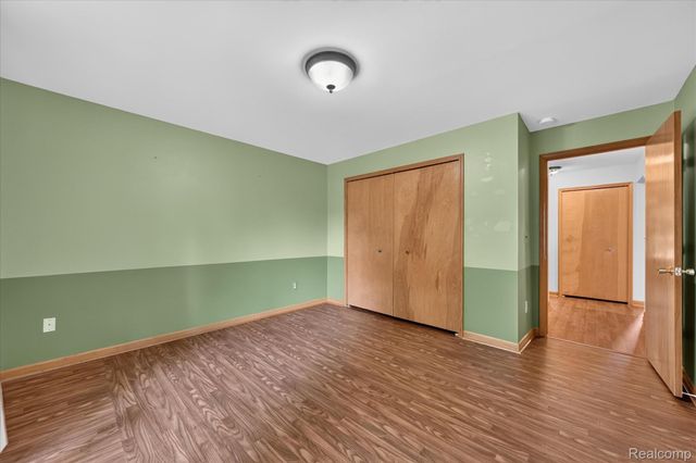 30336 Wedgewood Circle, Roseville, MI 48066
