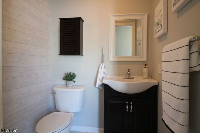 603 Clark Rd 603, Lebanon Boro, NJ 08833