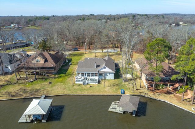 460 Island Drive, Murchison, TX 75778
