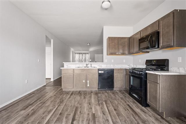 1918 Oak Tree, Shawnee, OK 74804