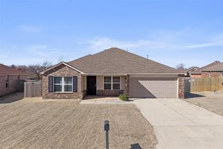 1918 Oak Tree, Shawnee, OK 74804