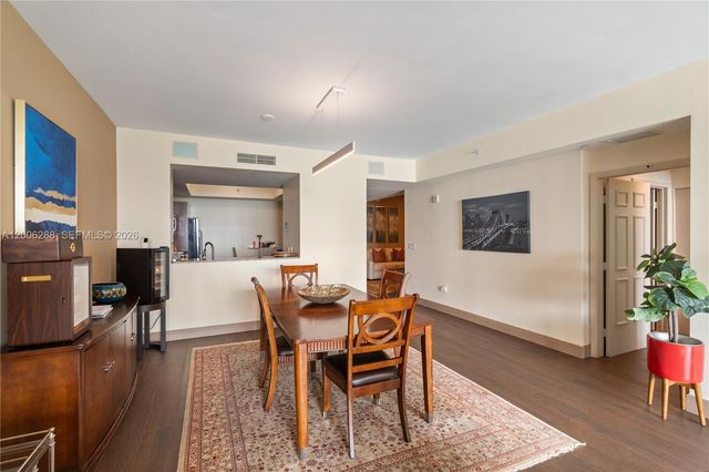 3330 NE 190th St 712, Aventura, FL 33180