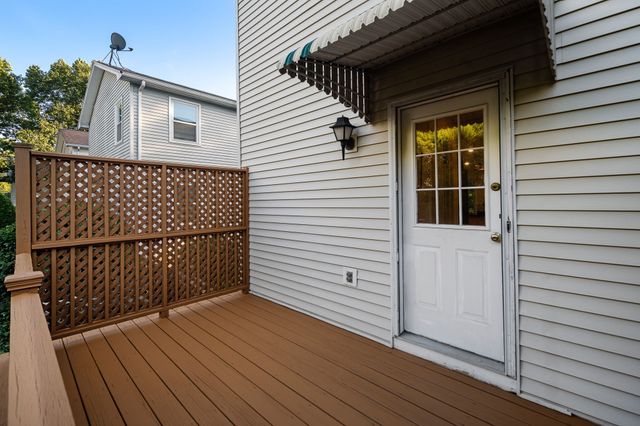 29 Pinecliff Road 29, Boston, MA 02132