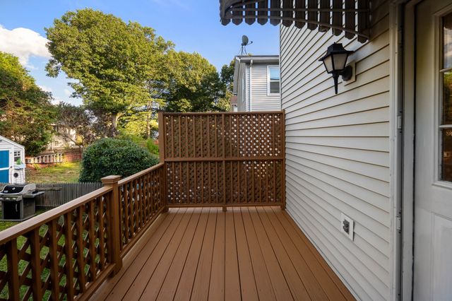 29 Pinecliff Road 29, Boston, MA 02132
