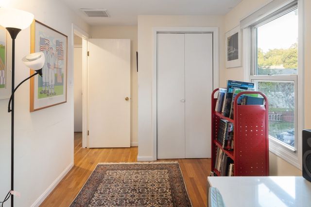 29 Pinecliff Road 29, Boston, MA 02132