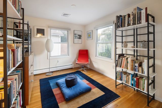 29 Pinecliff Road 29, Boston, MA 02132